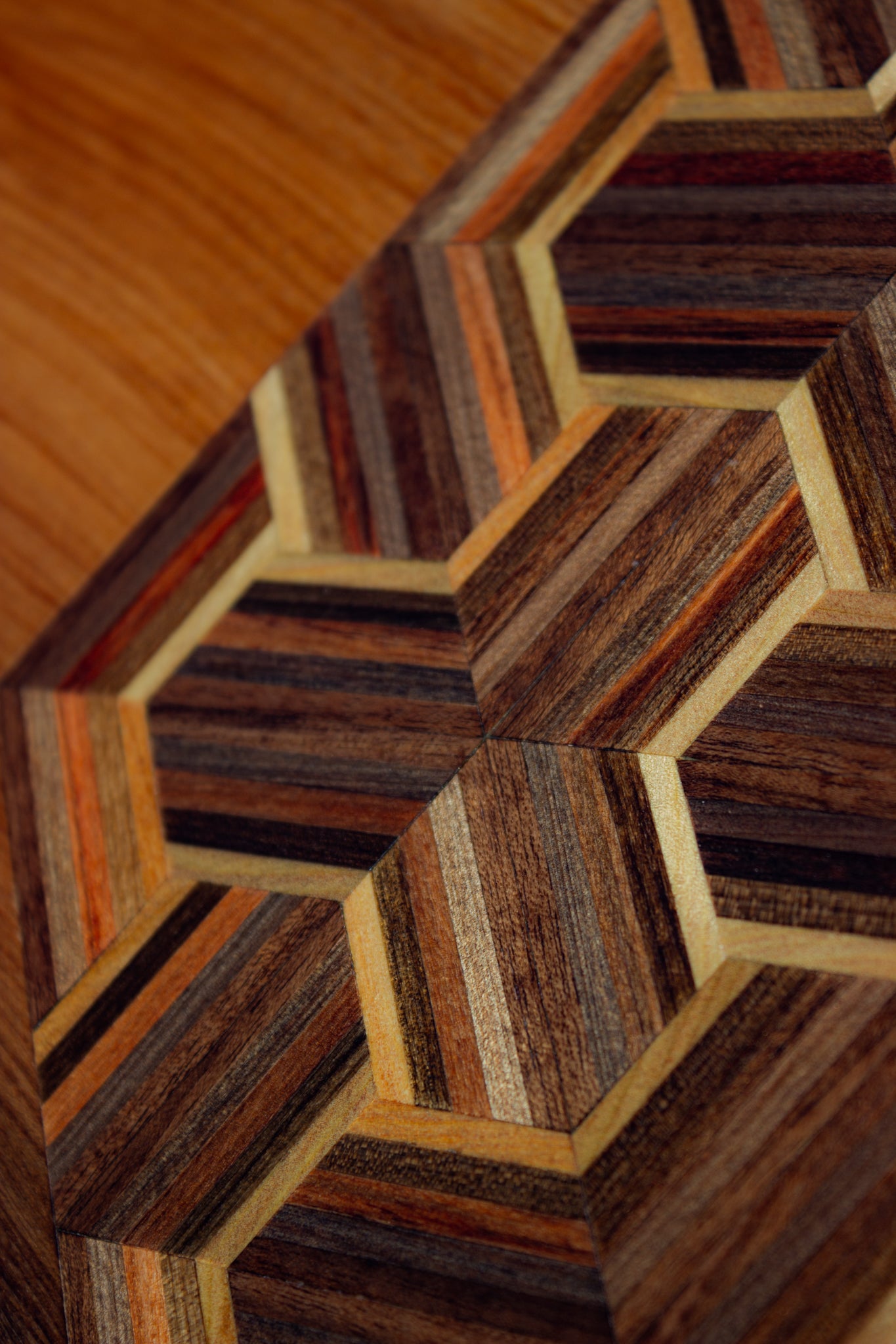 Watercolour River Matai Trapezoidal Inlay - Y Close up
